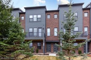 featured image of 3035 Hydrangea Ln