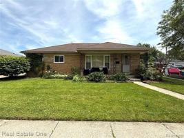 featured image of 6810 Rosemary St