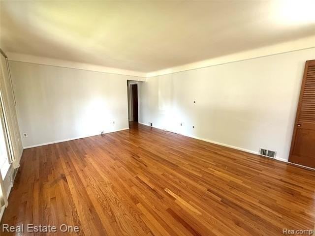 6810 Rosemary St - Photo 2 of 14