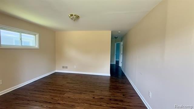 26742 Penn St - Photo 7 of 14