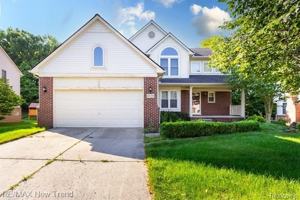 featured image of 43159 Sandstone Dr