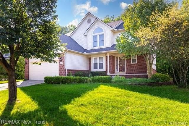 43159 Sandstone Dr - Photo 2 of 44