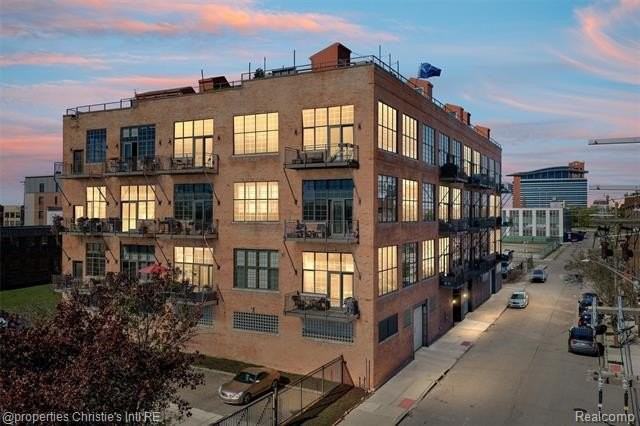 2003 Brooklyn St #29-403 - Photo 3 of 47