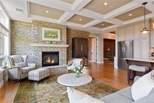 875 Lake St N #413 - Photo 1 of 1
