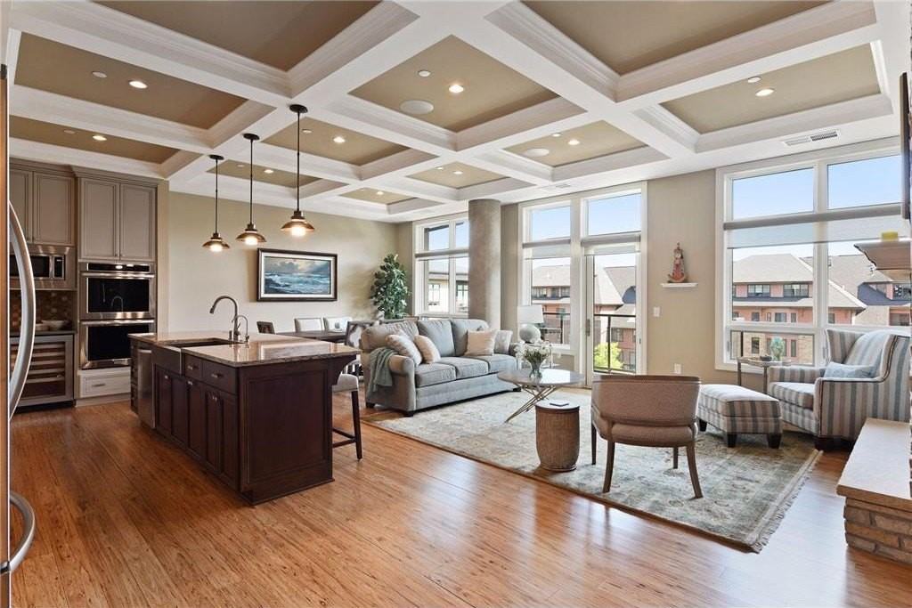875 Lake St N #413 - Photo 3 of 23