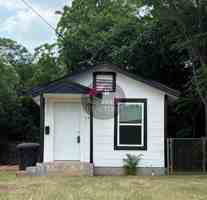 featured image of 2942 S 7th St