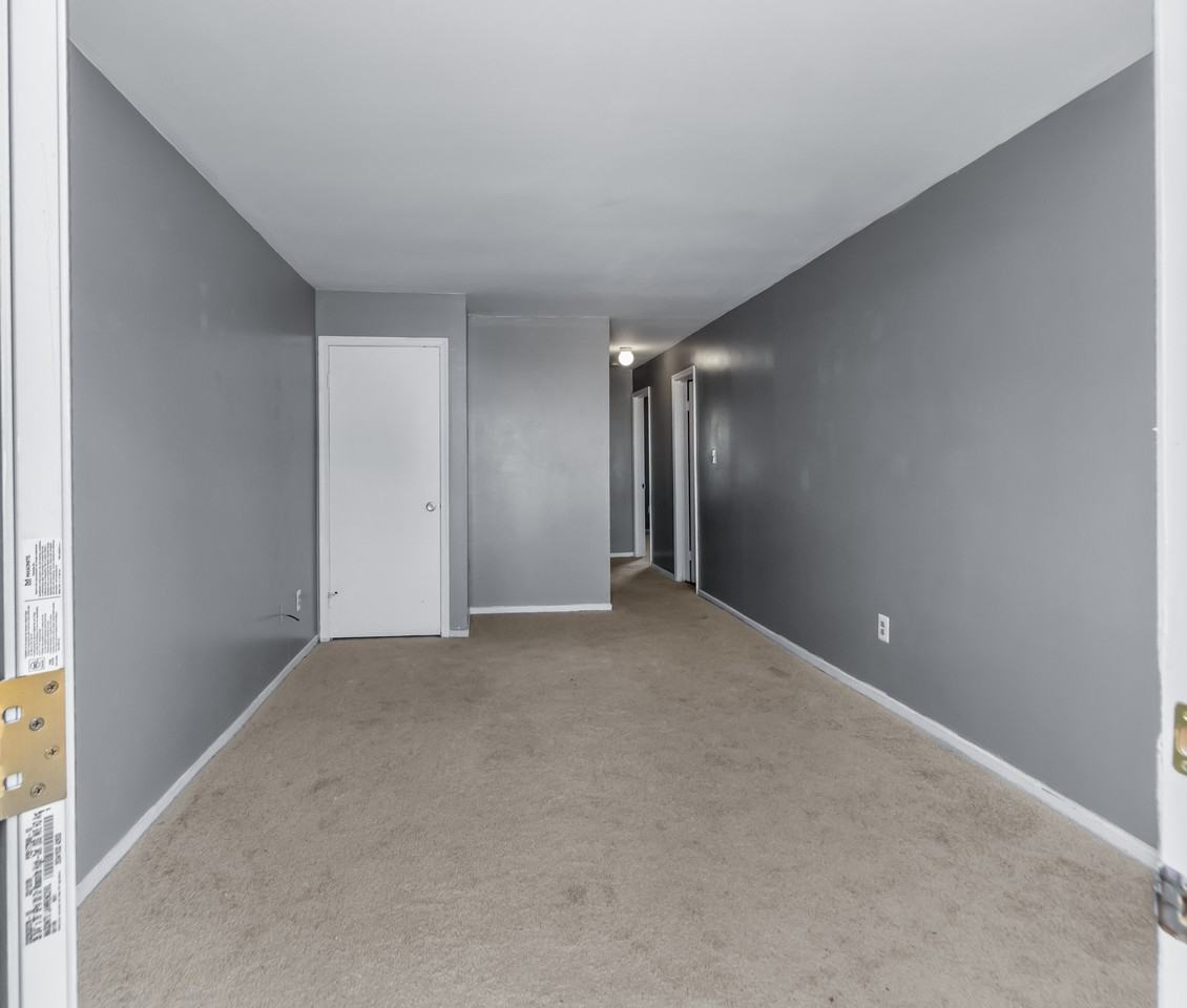 5307 Valiquet Ave #A - Photo 6 of 23