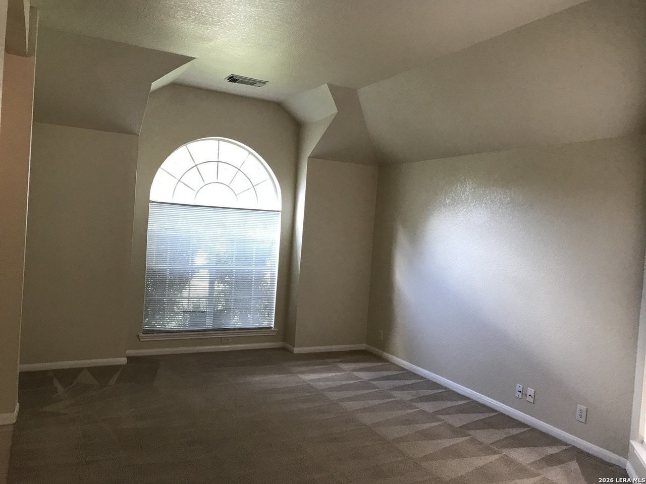2520 Crested Hts - Photo 3 of 14