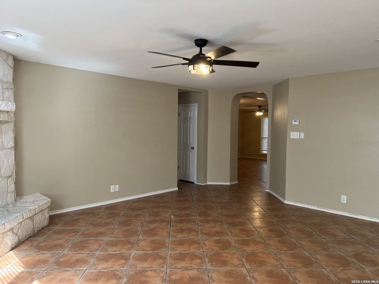 3648 Diamond Fls - Photo 7 of 31