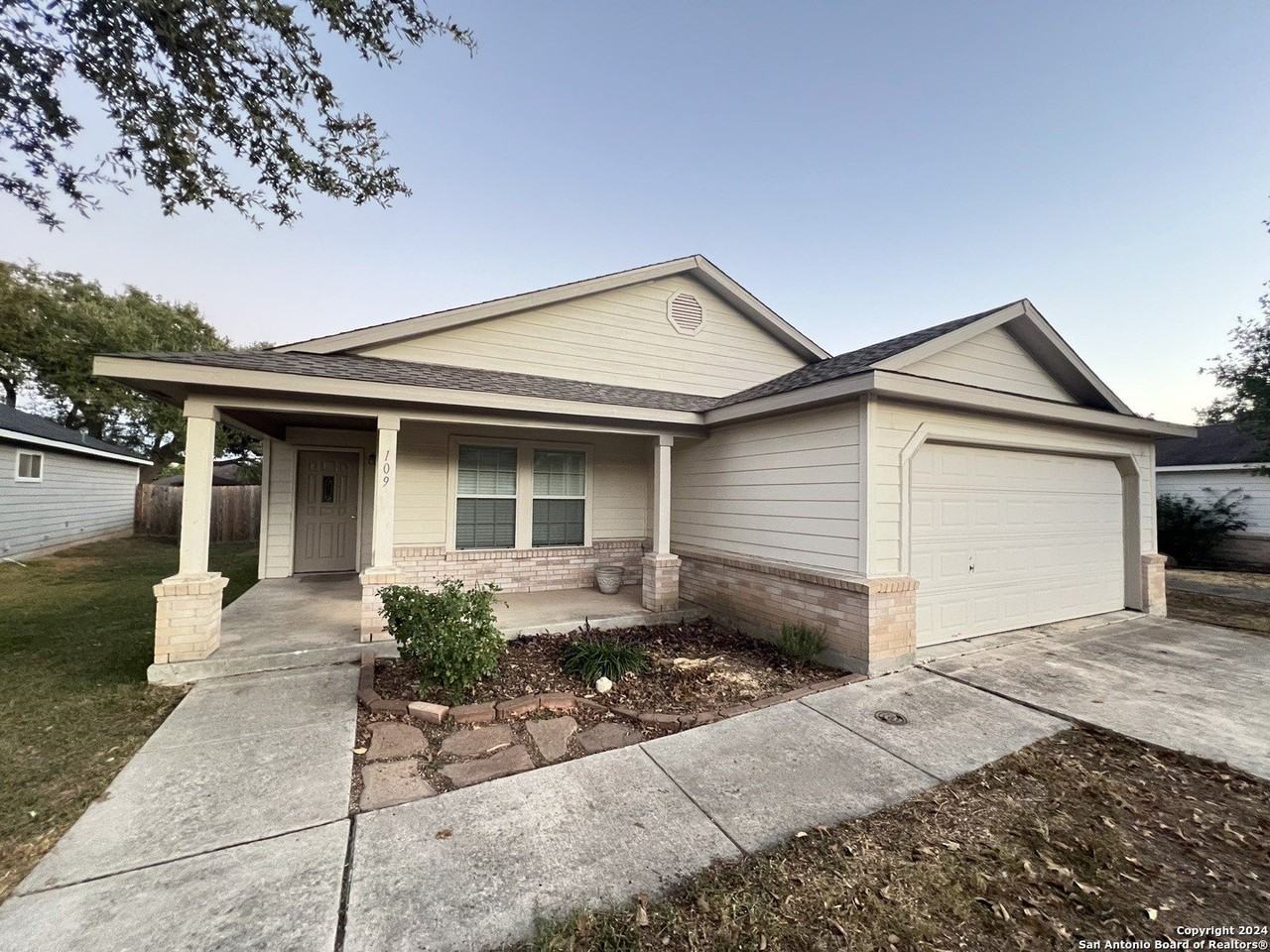 109 Bethany Way - Photo 2 of 20