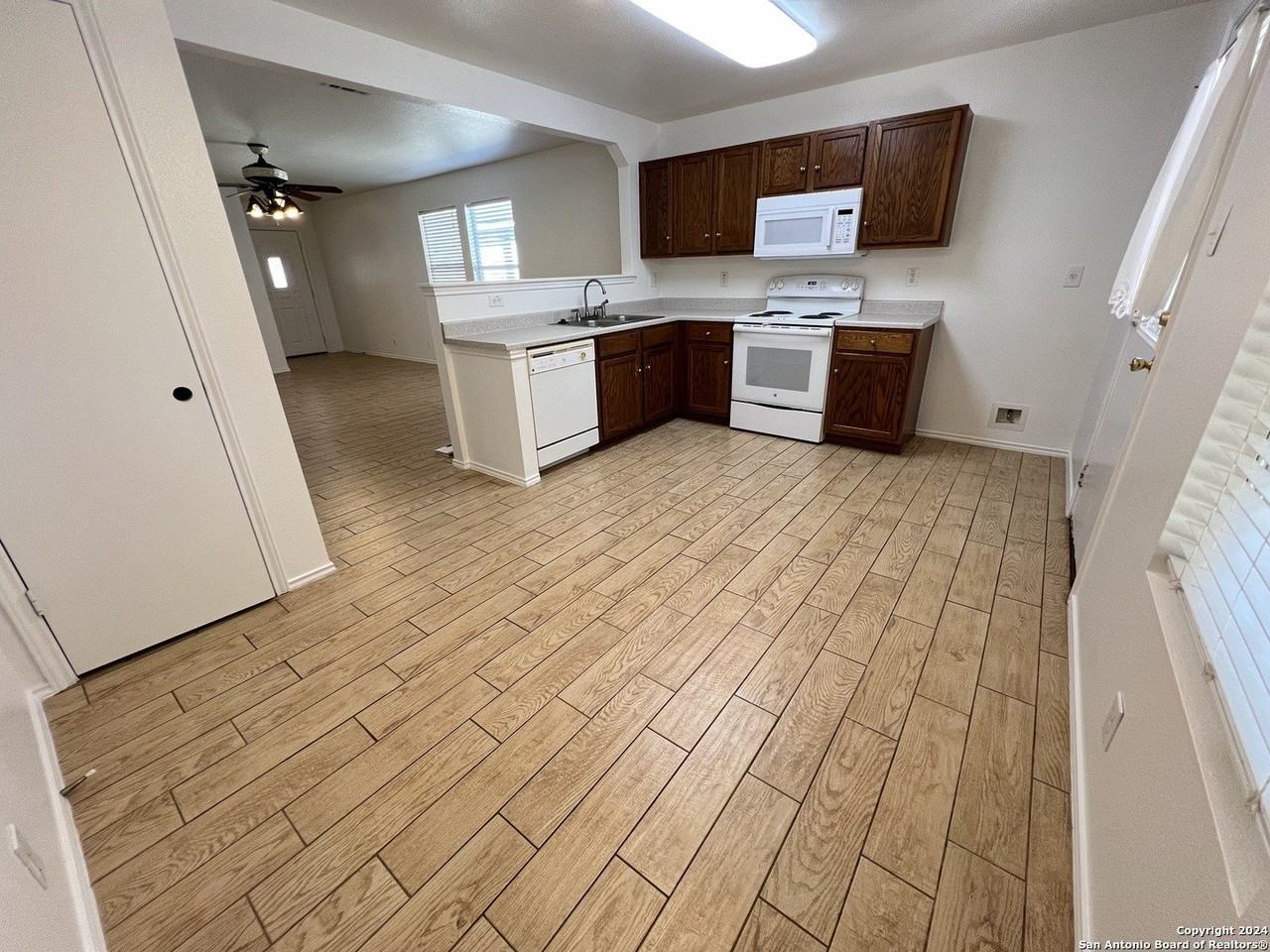 109 Bethany Way - Photo 7 of 20