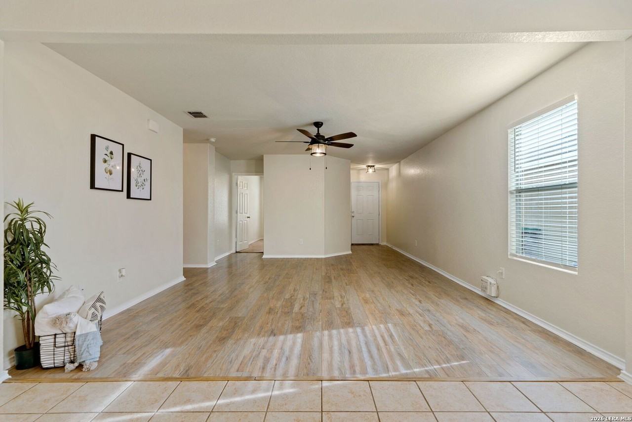 7643 Paraiso Pt - Photo 5 of 27