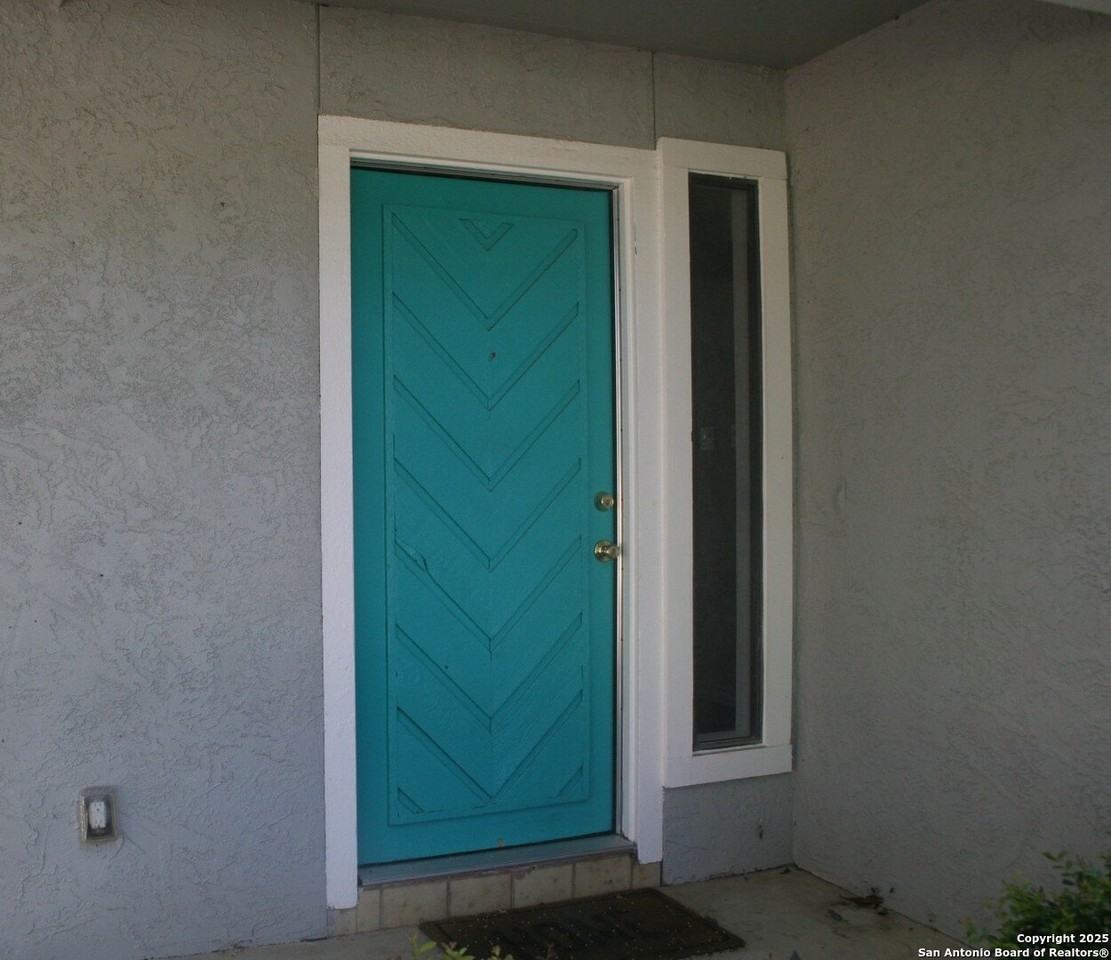 12619 Woodbrace St - Photo 5 of 50