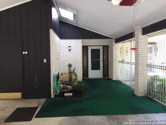 10919 Whisper Valley St - Photo 4 of 27