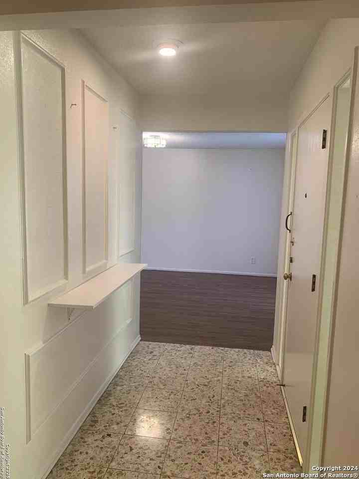 10919 Whisper Valley St - Photo 5 of 27