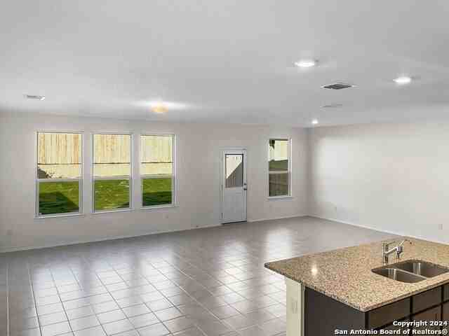 4107 Carraway St - Photo 5 of 45
