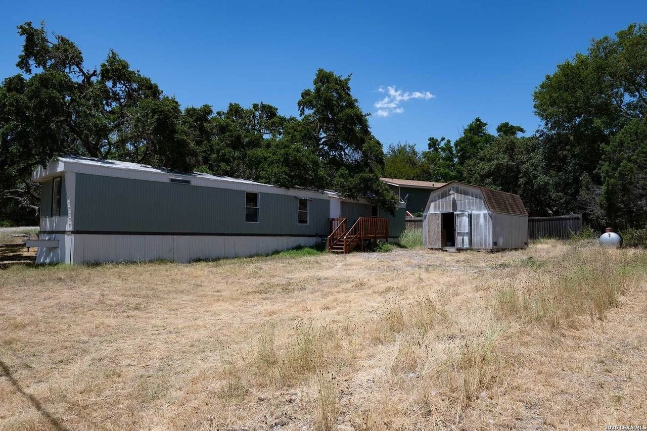 393 Deer Valley St - Photo 4 of 34
