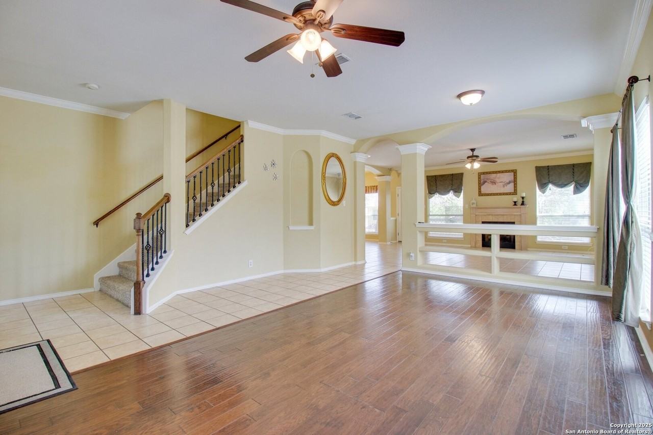 606 Mesa Ln - Photo 6 of 40