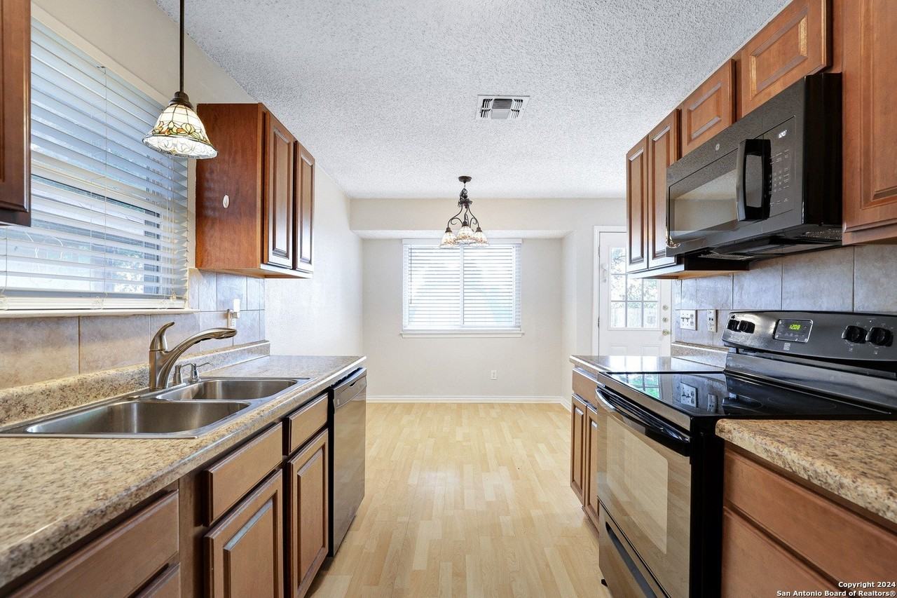 9262 Ridge Branch St - Photo 6 of 13