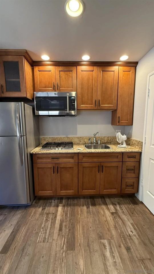 966 Cimarron Ter - Photo 3 of 11