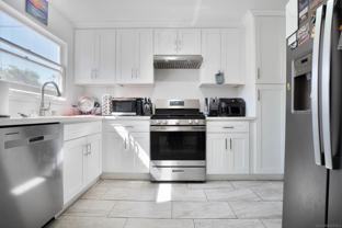 7203 Blackton Dr - Photo 1 of 1
