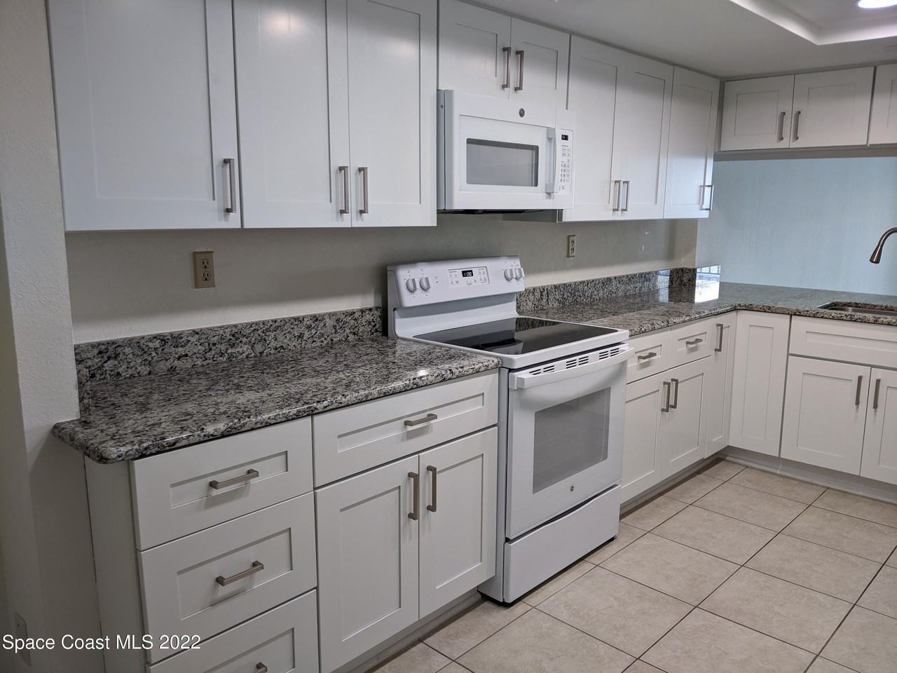 3220 River Villa Way #142 - Photo 5 of 34