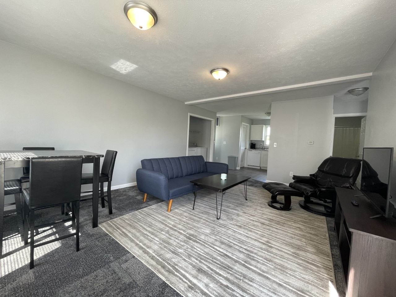312 Stone Dr #D - Photo 2 of 7