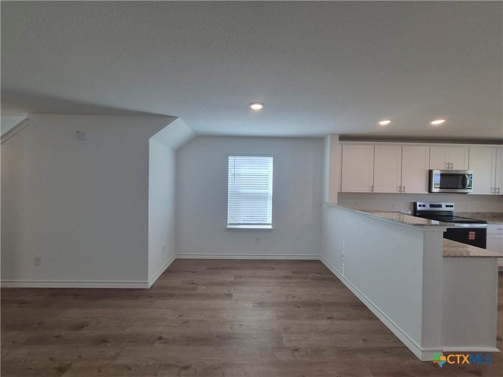 942 Bluegrass Pt - Photo 6 of 34
