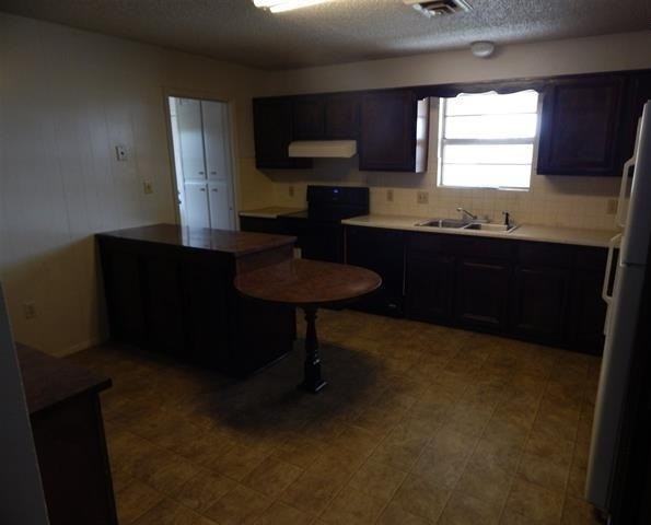2306 E Olive St - Photo 5 of 16