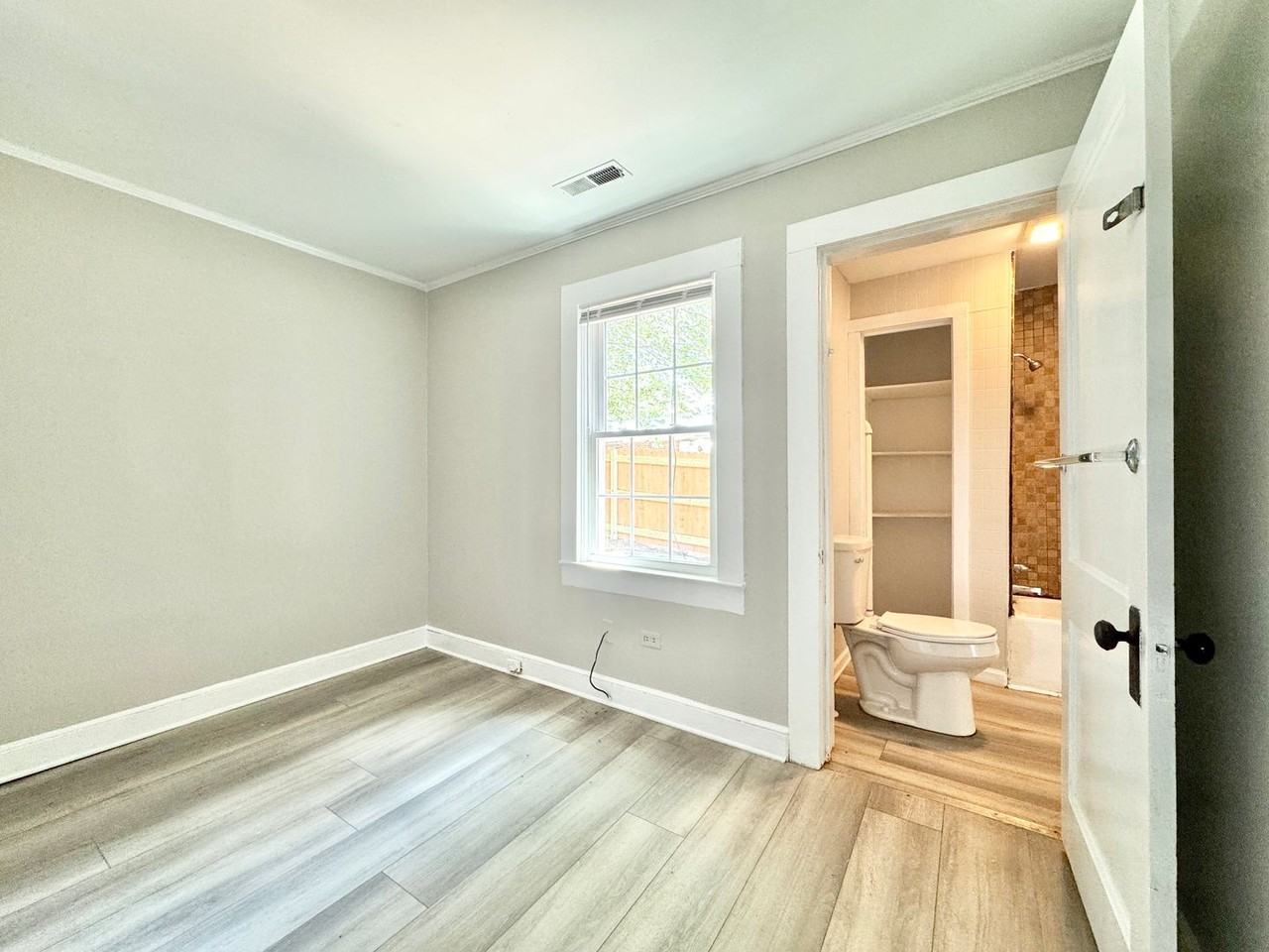 3912 N Church St - Photo 7 of 17