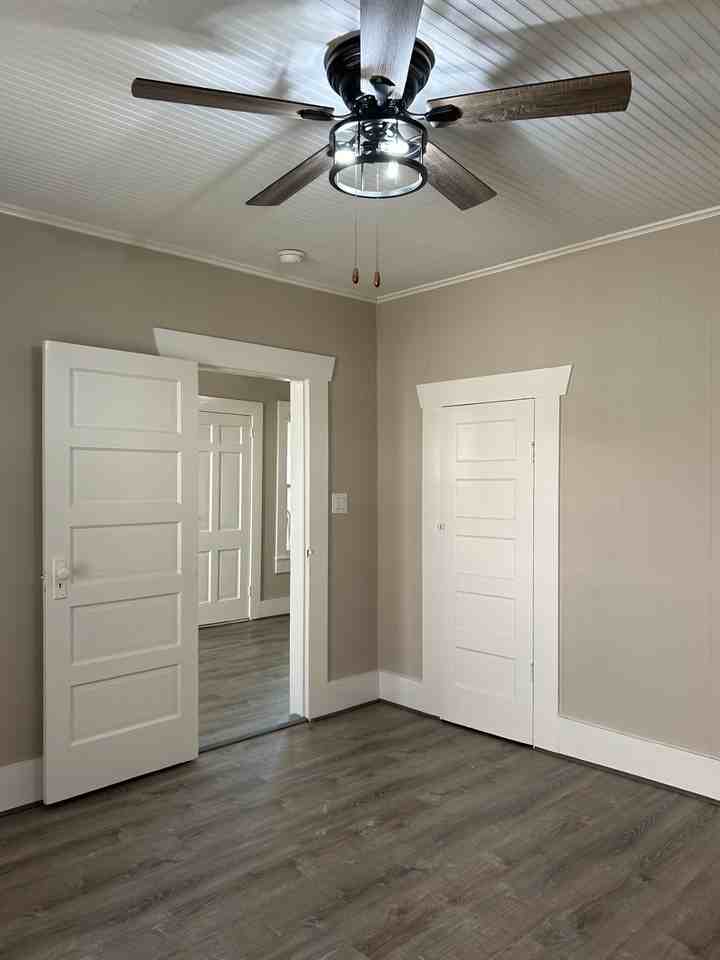 524 King St #B - Photo 5 of 9