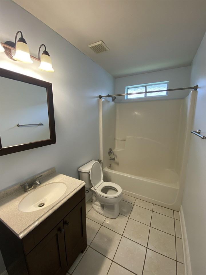 9166 Stonehenge Trl - Photo 3 of 27