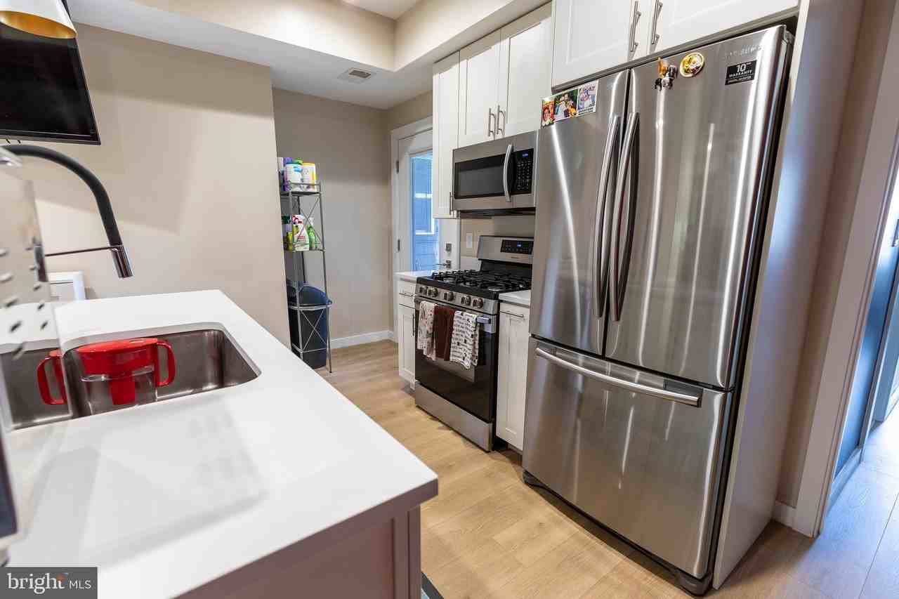 839 19th St Ne #3 - Photo 6 of 19