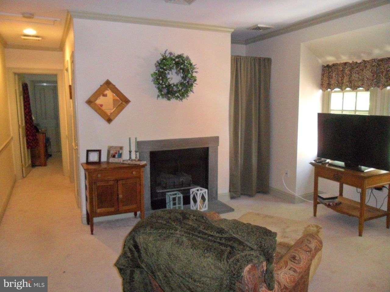 222 Delaware St #2 - Photo 4 of 9