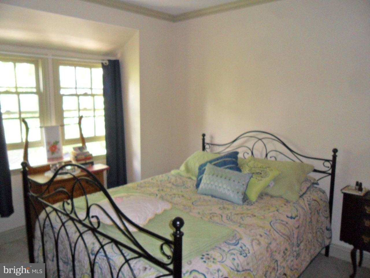 222 Delaware St #2 - Photo 6 of 9