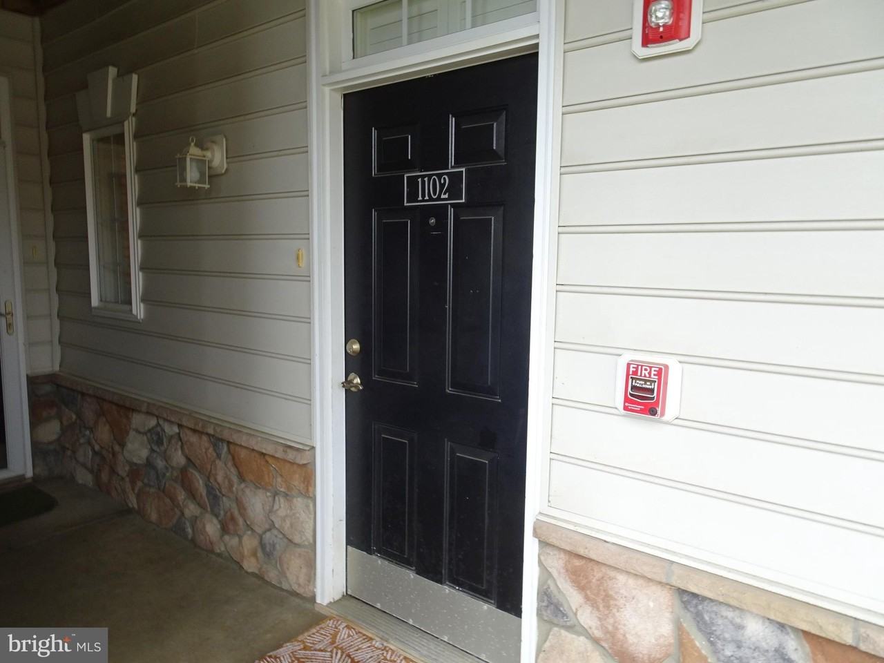 101 Colonial Downs Ct #1102 - Photo 3 of 23
