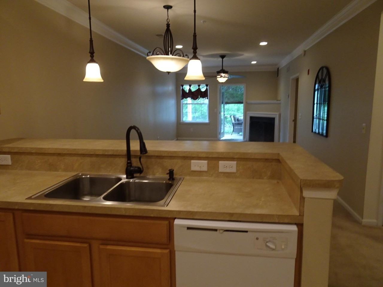 101 Colonial Downs Ct #1102 - Photo 6 of 23