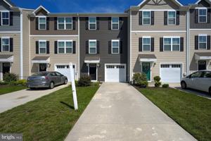 featured image of 6356 Pebblebrook Dr