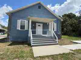 featured image of 2002 E 18th Ave