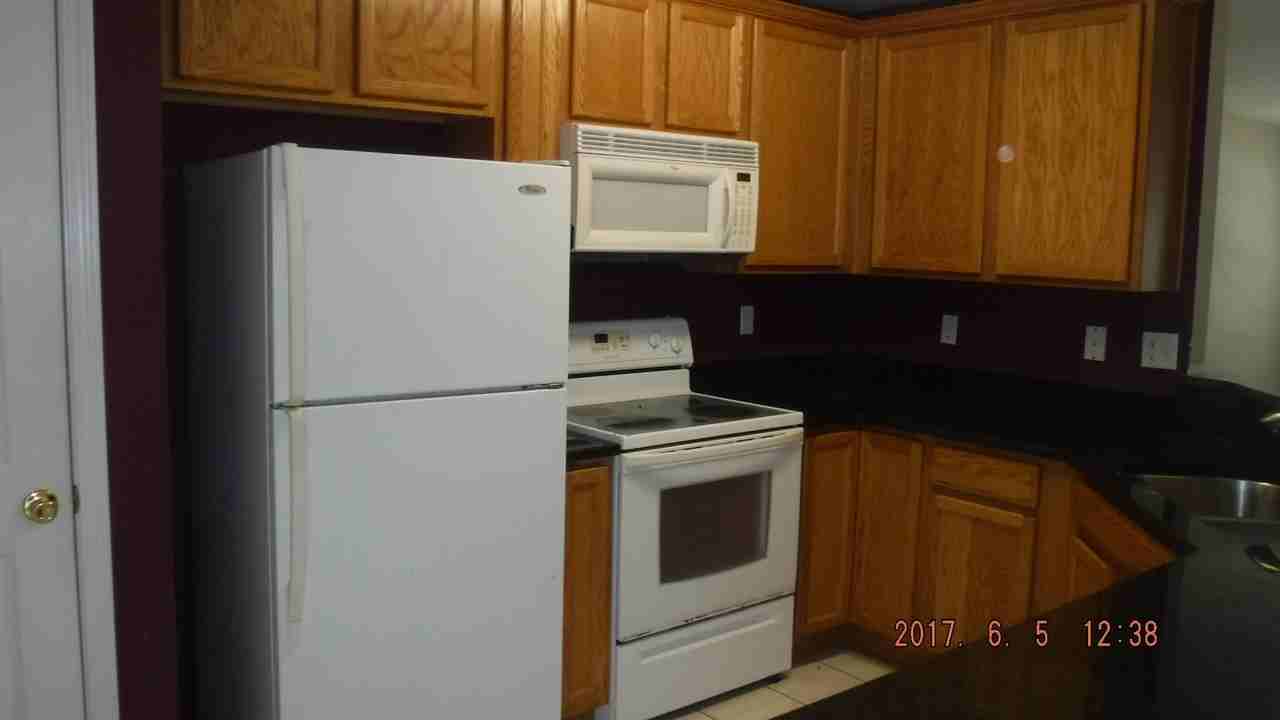 110 University Pkwy - Photo 3 of 11
