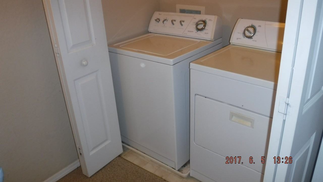 110 University Pkwy - Photo 6 of 11