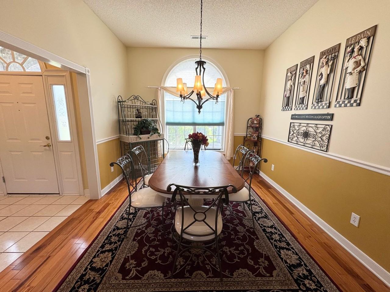714 Bear Lake Dr - Photo 3 of 15