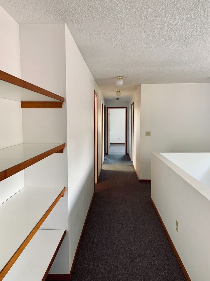 1285 Avenue A - Photo 3 of 29