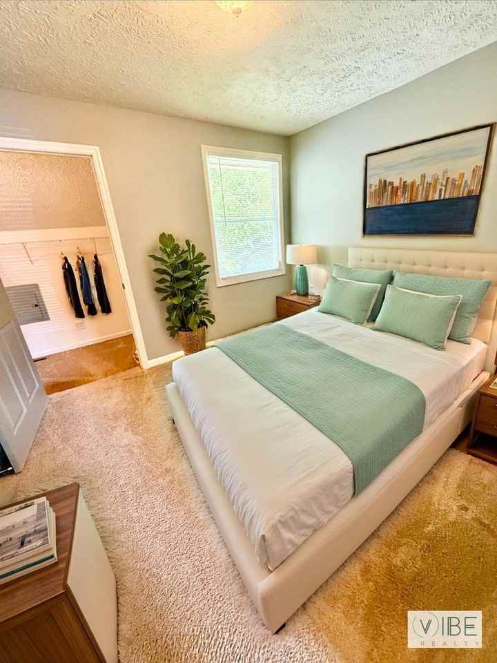 3303 Leslie Ct - Photo 4 of 24