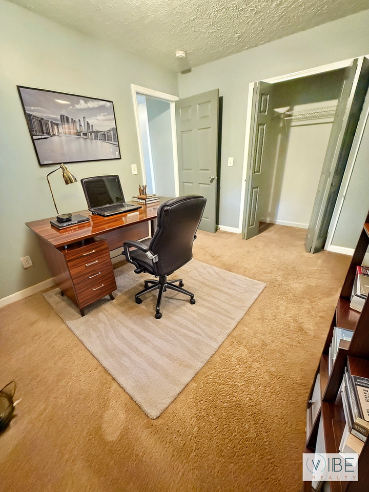 3303 Leslie Ct - Photo 5 of 24