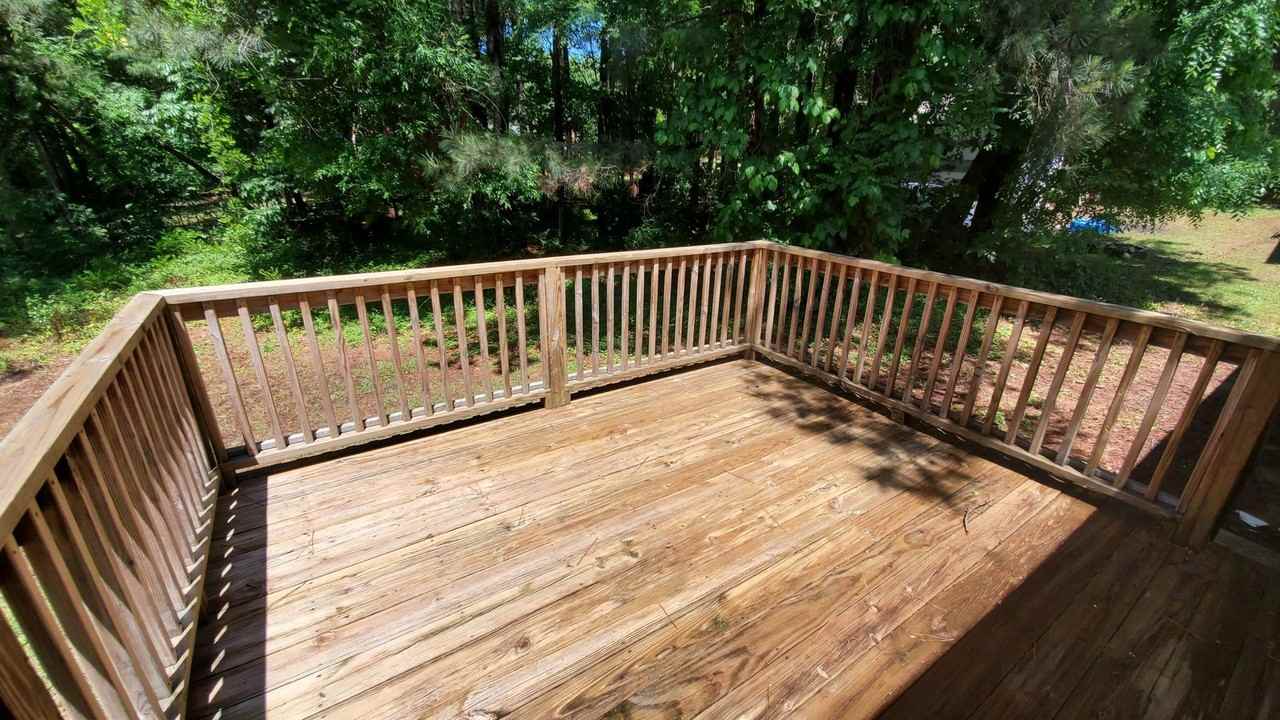 305 N Hardee St - Photo 4 of 21