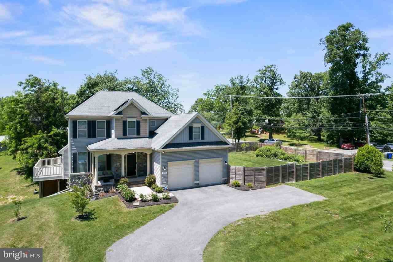 5790 Hunt Club Rd - Photo 6 of 50