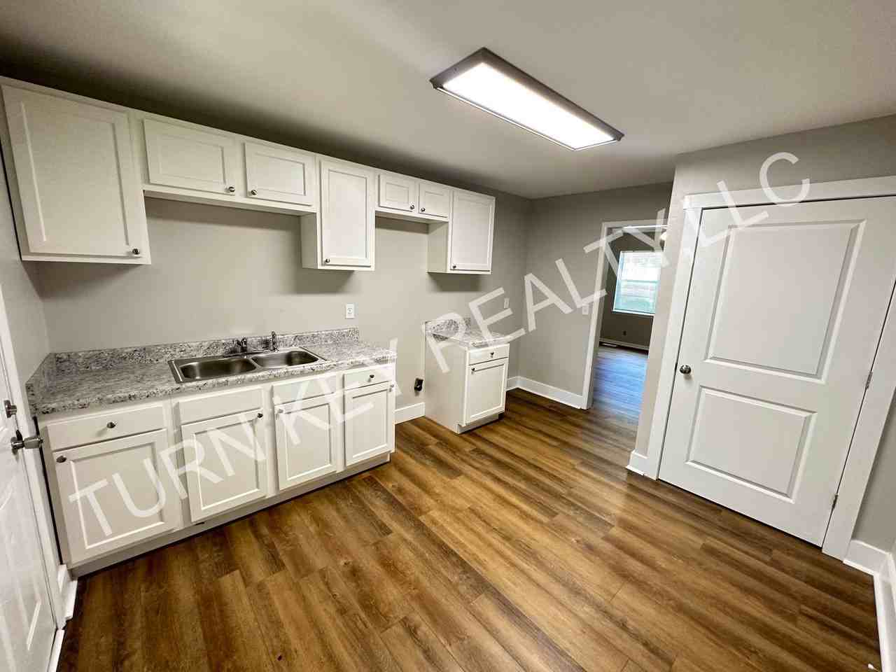 6220 Cole Ave - Photo 3 of 6