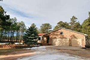 featured image of 12240 Lazy H Way
