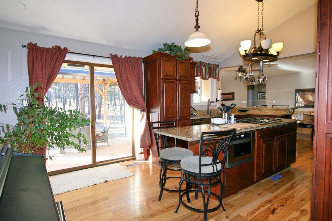 12240 Lazy H Way - Photo 4 of 30